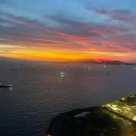 Tuzla Evora شقة *